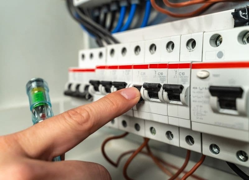 Professional Domestic Electrician Across Coventry and the Midlands