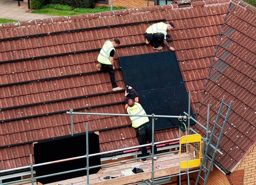 Solar Panel Installation Specialists with 19 Years Experience